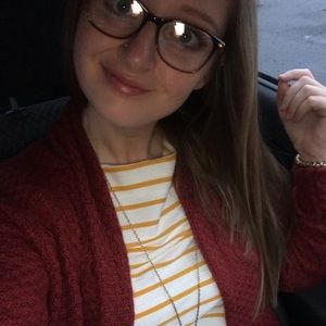 Meet your Posher, Kaci